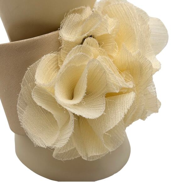 Nordstrom Cream Floral Silk Cuff Bracelet With Orig. Tag Feminine Romantic - Picture 4 of 6